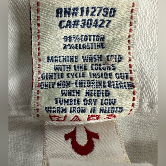 True Religion White Crystal button and rivets Jeans ex 26 x 33.5” inseam - Picture 12 of 12